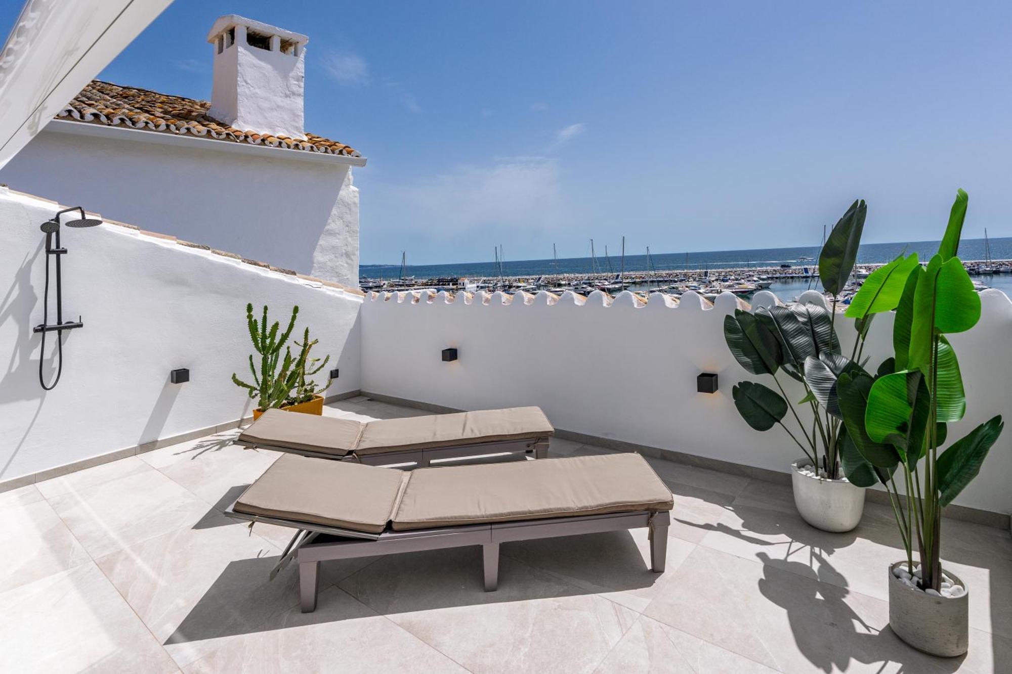Ferienwohnung 243-Fully Renovated-Puerto Banus Marbella Front Line Penthouse Exterior foto